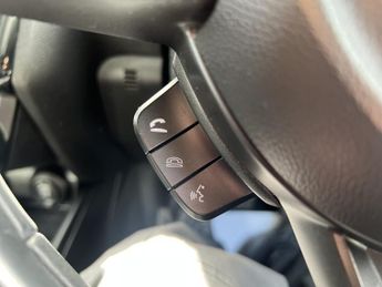 SUZUKI SWIFT 1.0 Boosterjet SHVS SZ5