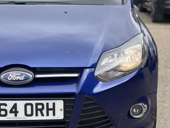 FORD FOCUS 1.6 Titanium Navigator