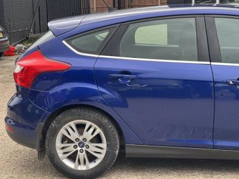 FORD FOCUS 1.6 Titanium Navigator