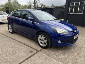 FORD FOCUS 1.6 Titanium Navigator
