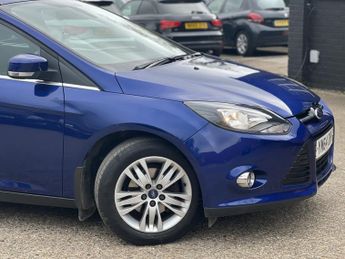 FORD FOCUS 1.6 Titanium Navigator