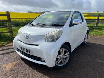 TOYOTA IQ 1.3 Dual VVT-i 3