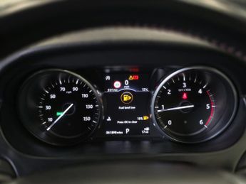 LAND ROVER DISCOVERY SPORT 2.0 TD4 HSE Dynamic Lux