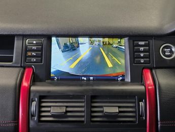 LAND ROVER DISCOVERY SPORT 2.0 TD4 HSE Dynamic Lux