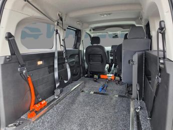 CITROEN BERLINGO Berlingo XL WAV Wheelchair Access Automatic 1.2 Petrol 3 Seats 2
