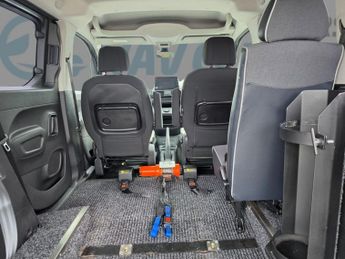 CITROEN BERLINGO Berlingo XL WAV Wheelchair Access Automatic 1.2 Petrol 3 Seats 2