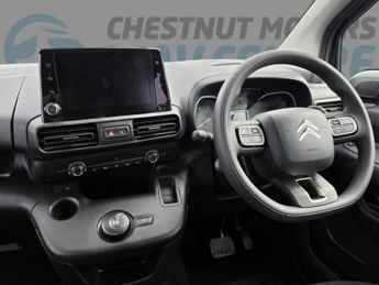 CITROEN BERLINGO Berlingo XL WAV Wheelchair Access Automatic 1.2 Petrol 3 Seats 2