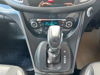 FORD KUGA 2.0 TDCi Titanium