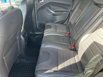 FORD KUGA 2.0 TDCi Titanium