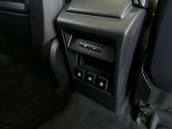 LAND ROVER DISCOVERY SPORT 2.0 SD4 HSE Luxury