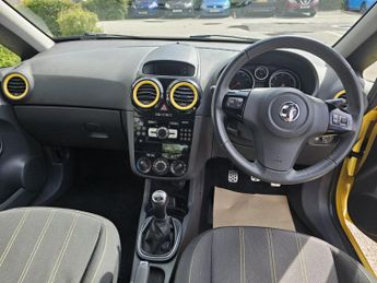 VAUXHALL CORSA 1.2 16V Limited Edition