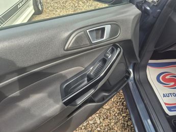 FORD FIESTA 1.6 Zetec