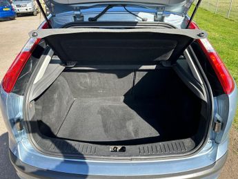 FORD FOCUS 1.6 Zetec Climate