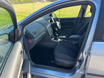 FORD FOCUS 1.6 Zetec Climate