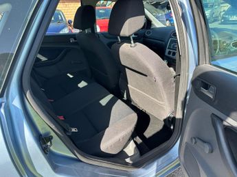 FORD FOCUS 1.6 Zetec Climate