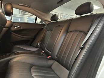 MERCEDES-BENZ CLS 5.0 CLS 500