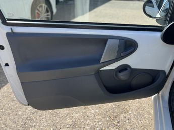 TOYOTA AYGO 1.0 VVT-i Go