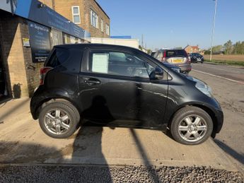 TOYOTA IQ 1.0 VVT-i 2