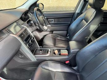 LAND ROVER DISCOVERY SPORT 2.0 TD4 SE Tech Auto 4WD Euro 6 (s/s) 5dr