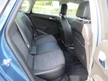 VAUXHALL ASTRA 1.4 16v Excite Euro 5 5dr