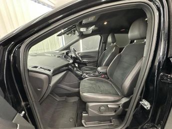 FORD KUGA 2.0 TDCi ST-Line Powershift AWD Euro 6 (s/s) 5dr