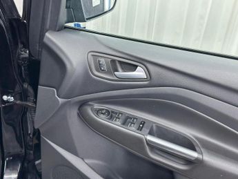 FORD KUGA 2.0 TDCi ST-Line Powershift AWD Euro 6 (s/s) 5dr