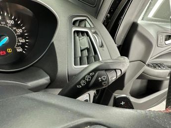 FORD KUGA 2.0 TDCi ST-Line Powershift AWD Euro 6 (s/s) 5dr