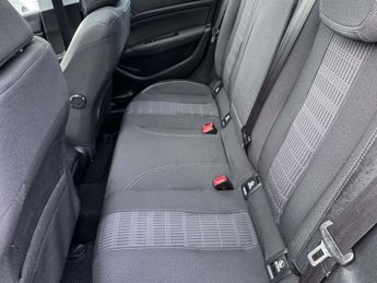 PEUGEOT 308 1.5 BlueHDi Allure