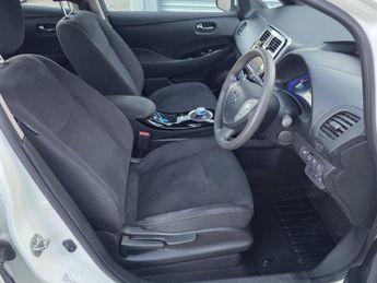 NISSAN LEAF 30kWh Acenta