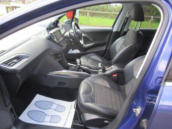 PEUGEOT 2008 1.6 e-HDi Allure Euro 5 (s/s) 5dr