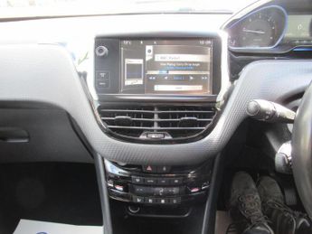 PEUGEOT 2008 1.6 e-HDi Allure Euro 5 (s/s) 5dr