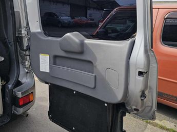 NISSAN CUBE Wellfare Vehicle