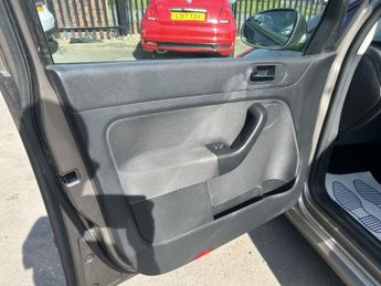 VOLKSWAGEN GOLF PLUS 1.4 TSI SE