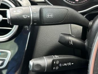 MERCEDES-BENZ C CLASS 1.6 C200d AMG Line (Premium) G-Tronic+ Euro 6 (s/s) 4dr