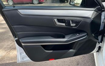 MERCEDES-BENZ E CLASS 2.1 E220 BlueTEC AMG Night Edition (Premium) G-Tronic+ Euro 6 (s