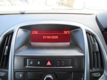 VAUXHALL ASTRA 1.4 16v Exclusiv Euro 5 5dr