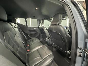 VOLVO XC40 Recharge Twin 78kWh Auto AWD 5dr