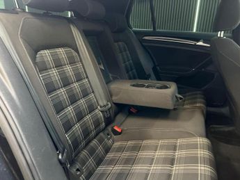 VOLKSWAGEN GOLF 2.0 TDI BlueMotion Tech GTD DSG Euro 6 (s/s) 5dr