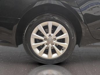 AUDI A6 SALOON 2.0 TDI ultra SE Executive