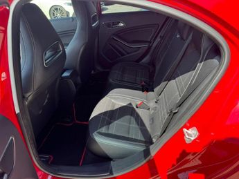 MERCEDES-BENZ A CLASS 1.6 A180 BLUEEFFICIENCY