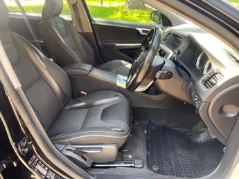 VOLVO V60 2.0 D3 R-Design Geartronic Euro 5 (s/s) 5dr