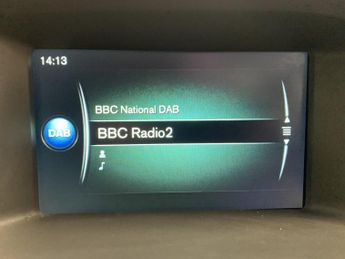 VOLVO V60 2.0 R-Design Lux D3