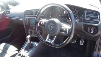 VOLKSWAGEN GOLF 2.0 TDI BlueMotion Tech GTD