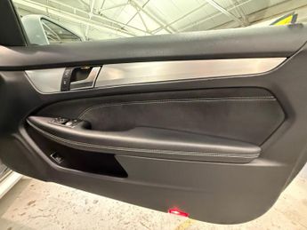 MERCEDES-BENZ C CLASS 2.1 C250 CDI AMG Sport Edition