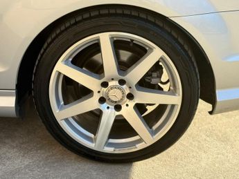 MERCEDES-BENZ C CLASS 2.1 C250 CDI AMG Sport Edition