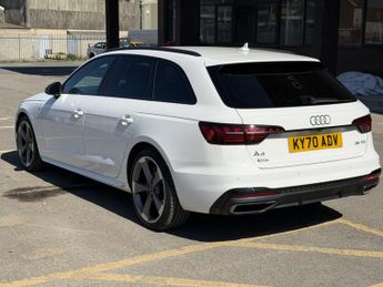 AUDI A4 AVANT 2.0 TDI 35 Black Edition