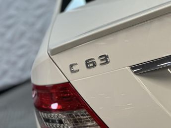 MERCEDES-BENZ C CLASS 6.3 C63 V8 AMG