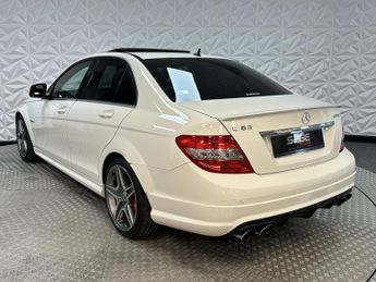 MERCEDES-BENZ C CLASS 6.3 C63 V8 AMG