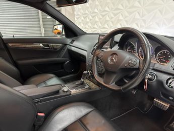 MERCEDES-BENZ C CLASS 6.3 C63 V8 AMG