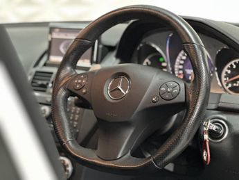 MERCEDES-BENZ C CLASS 6.3 C63 V8 AMG